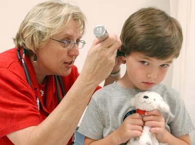 Cách chữa viêm tai giữa ở trẻ hiệu quả
